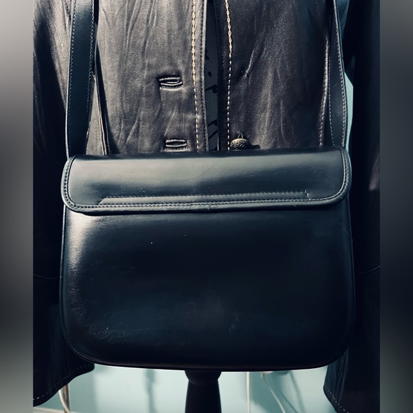 Gucci-Vintage Classic Black leather”GG” 🤩black suede interior/GoldenHdwe./DB👀 - Picture 6 of 16
